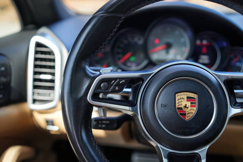2017 Porsche Cayenne S