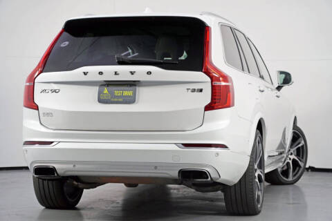2017 Volvo XC90 T8 eAWD Inscription