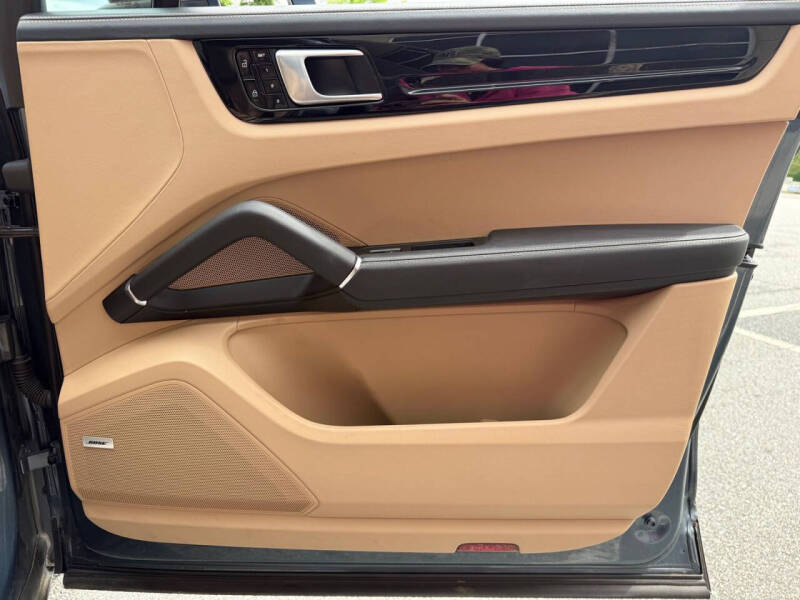 2019 Porsche Cayenne S