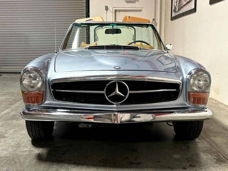 1970 Mercedes-Benz 280-Class