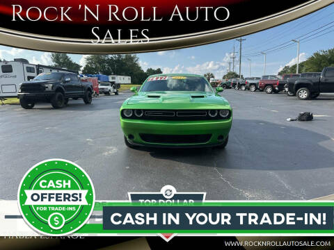 2015 Dodge Challenger SXT