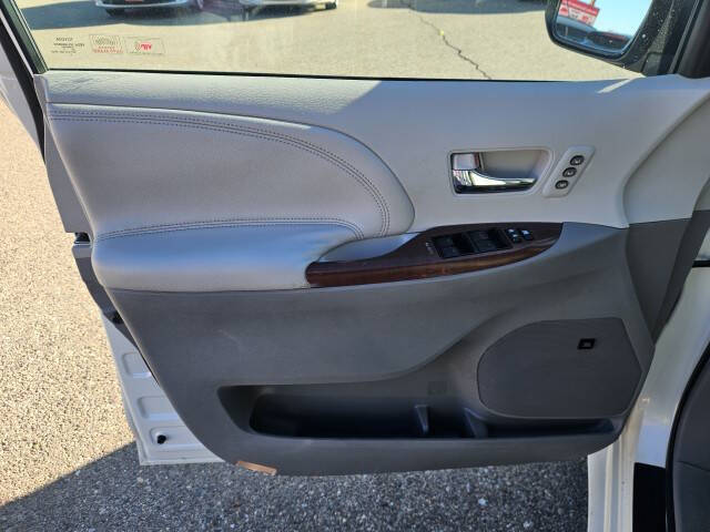 2011 Toyota Sienna