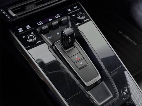 2021 Porsche 911 Carrera