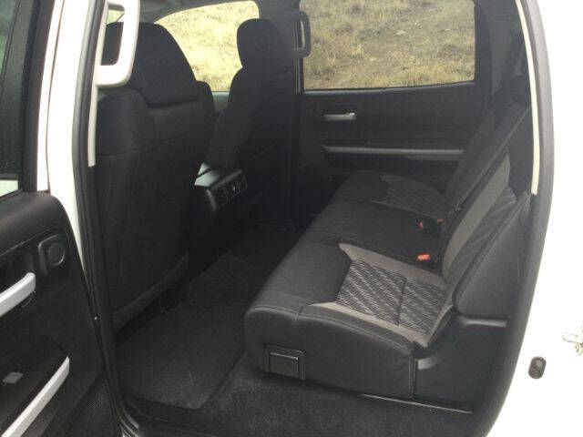 2018 Toyota Tundra SR5