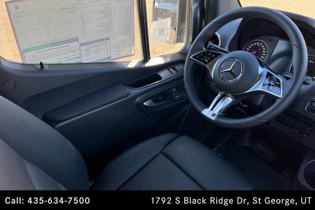 2025 Mercedes-Benz Sprinter