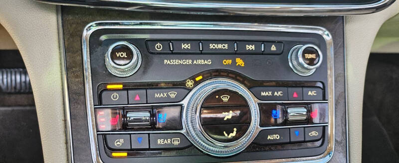 2017 Lincoln Continental Reserve