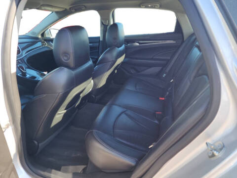 2017 Buick LaCrosse Essence