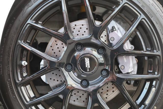 2011 Porsche Cayman