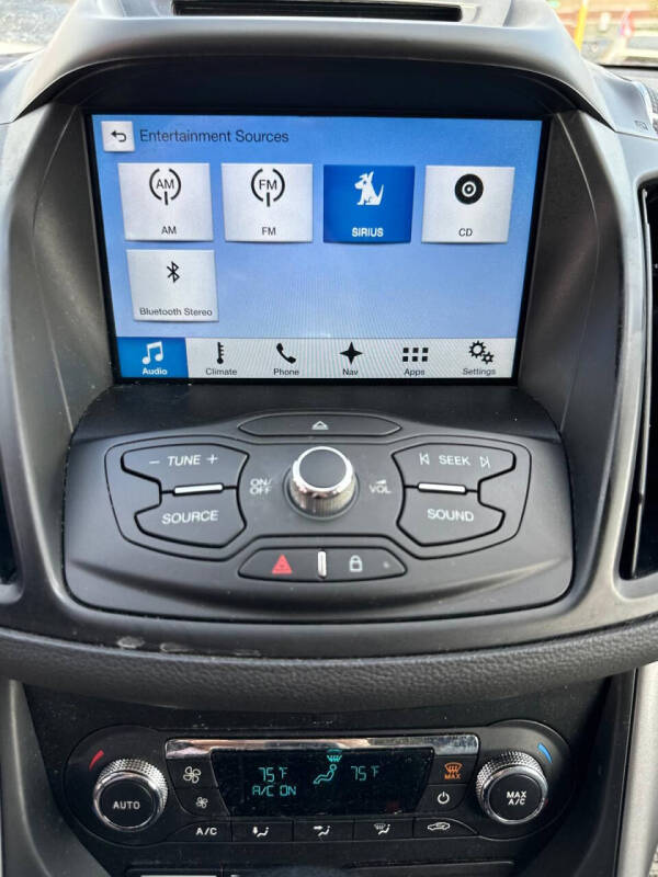 2016 Ford Escape SE