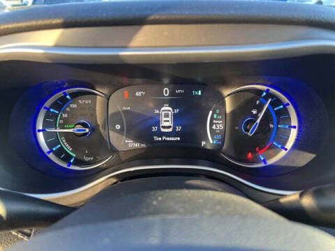 2022 Chrysler Pacifica Hybrid Touring L