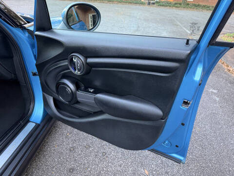 2017 MINI Hardtop 4 Door Cooper