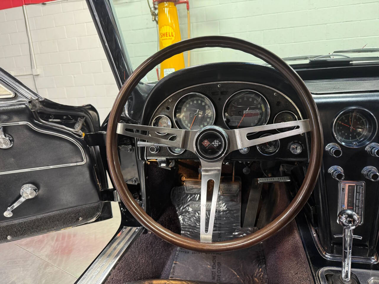 1966 Chevrolet Corvette 76