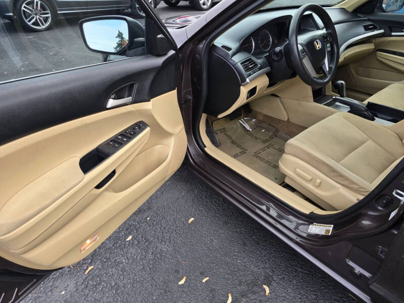 2011 Honda Accord LX-P