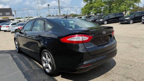 2013 Ford Fusion SE