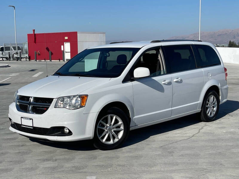 2018 Dodge Grand Caravan null photo 3