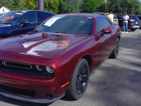 2017 Dodge Challenger SXT Plus