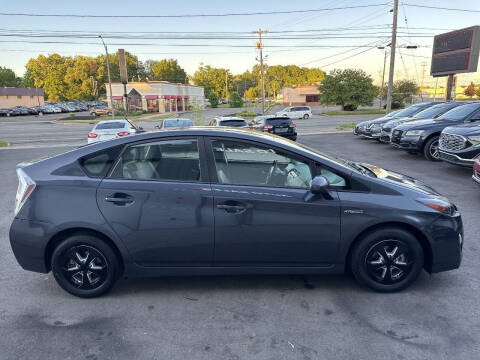 2011 Toyota Prius Two