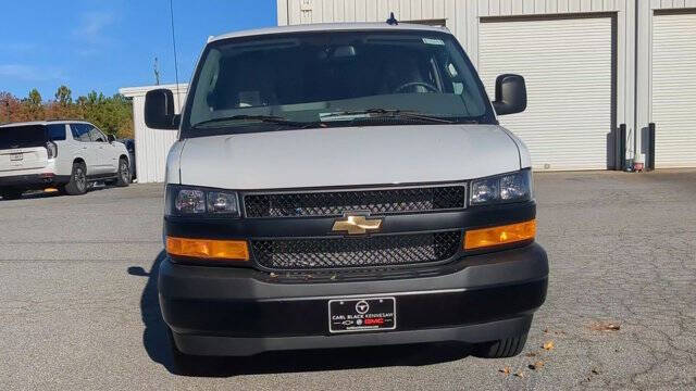 2025 Chevrolet Express 2500
