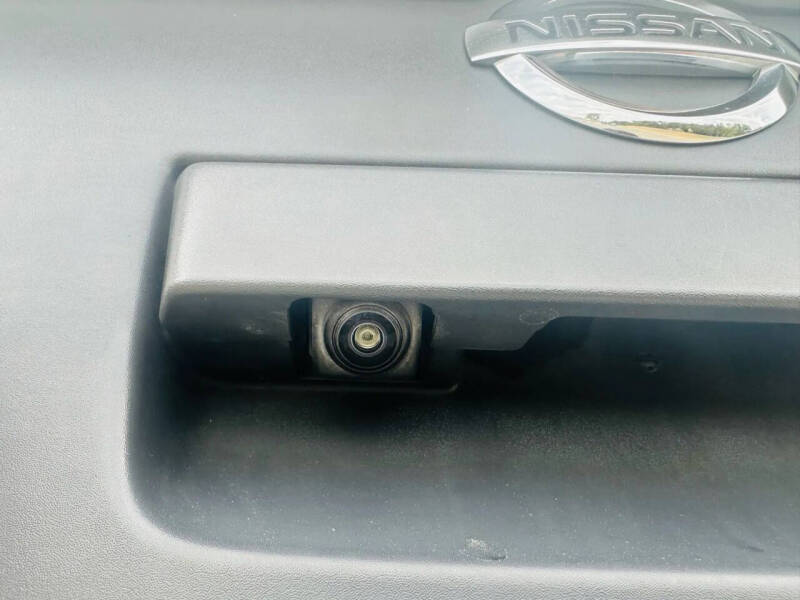 2019 Nissan Frontier Desert Runner