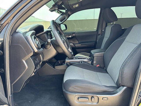 2021 Toyota Tacoma TRD Sport