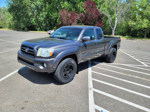 2010 Toyota Tacoma for sale at Viking Motors in Medford OR