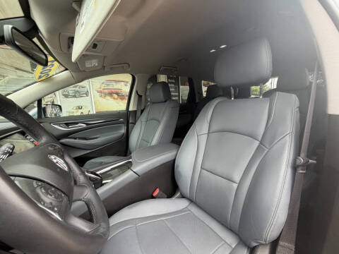 2021 Buick Enclave Essence