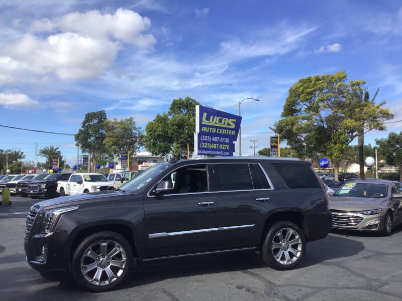 2018 Cadillac Escalade Platinum's photo