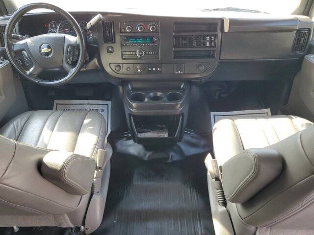 2023 Chevrolet Express 2500