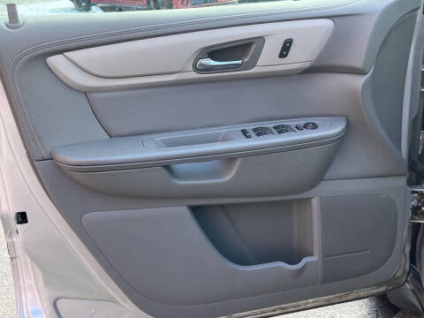 2017 Chevrolet Traverse LS