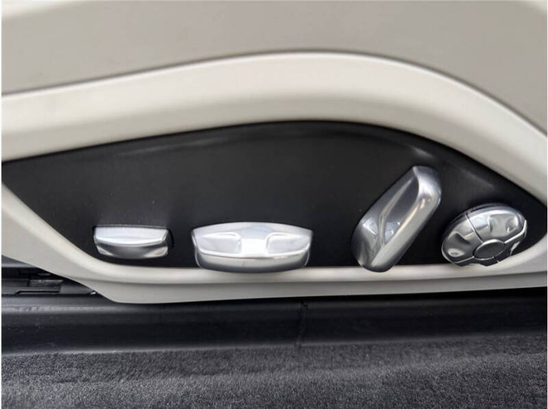 2017 Porsche Panamera 4S