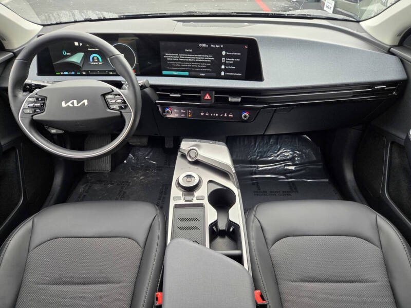 2023 Kia EV6 Light