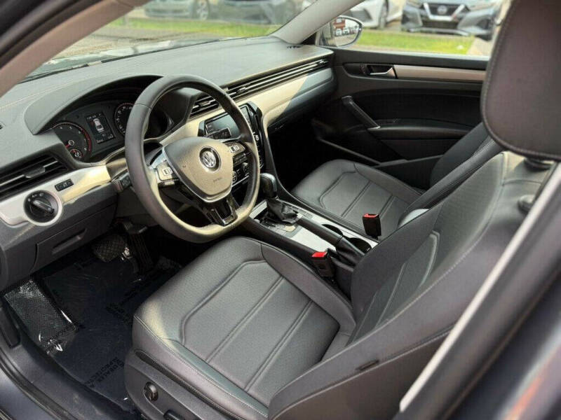 2022 Volkswagen Passat SE