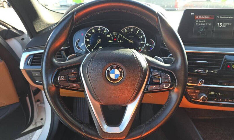 2018 BMW 5 Series 540i