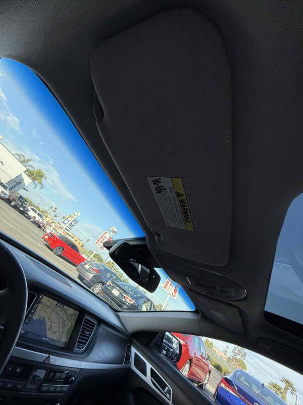 2016 Hyundai Genesis