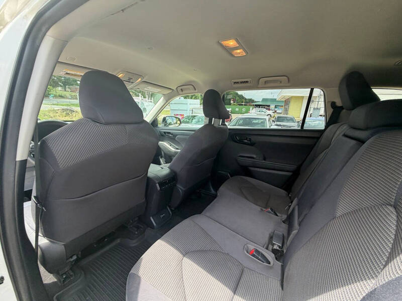 2020 Toyota Highlander L