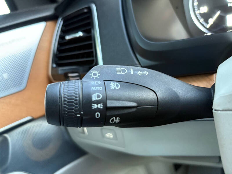 2016 Volvo XC90 T6 Inscription