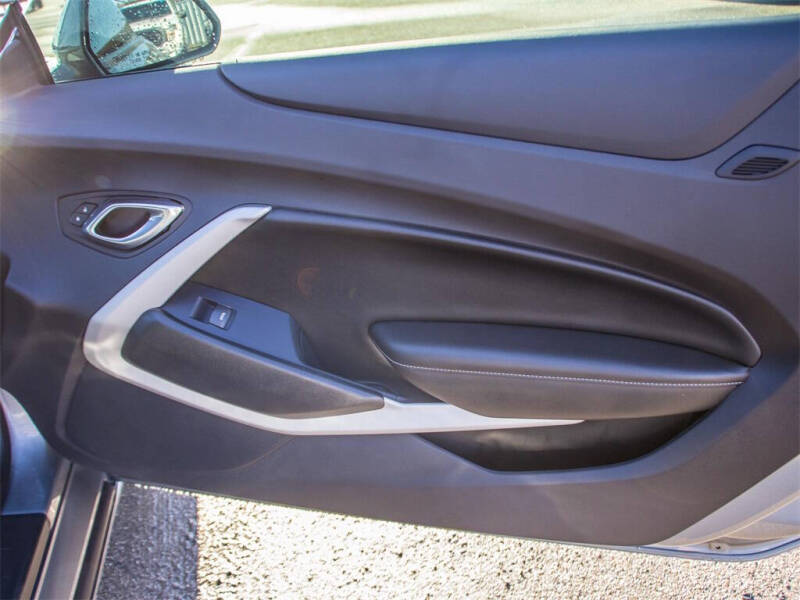 2023 Chevrolet Camaro LT1