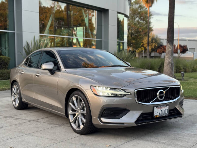 2019 Volvo S60 T5 Momentum