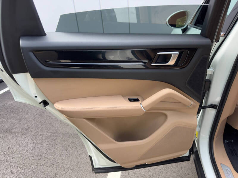 2022 Porsche Cayenne