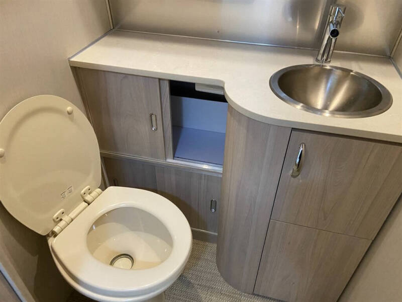 2018 Airstream GLOBETROTTER -