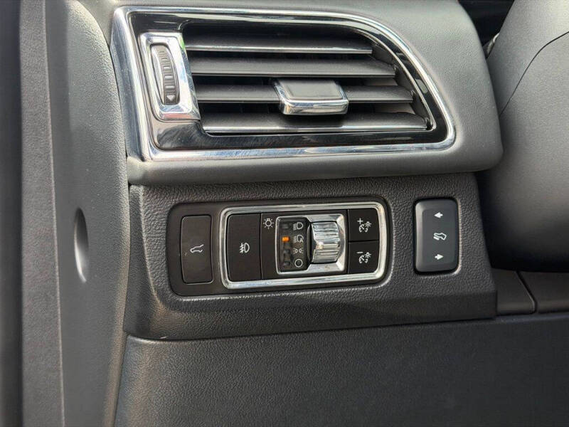 2023 Lincoln Navigator Black Label