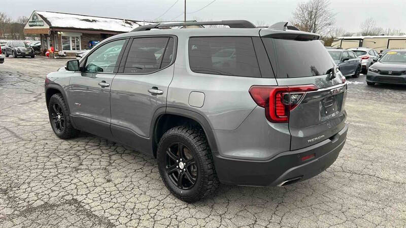 2021 GMC Acadia AT4