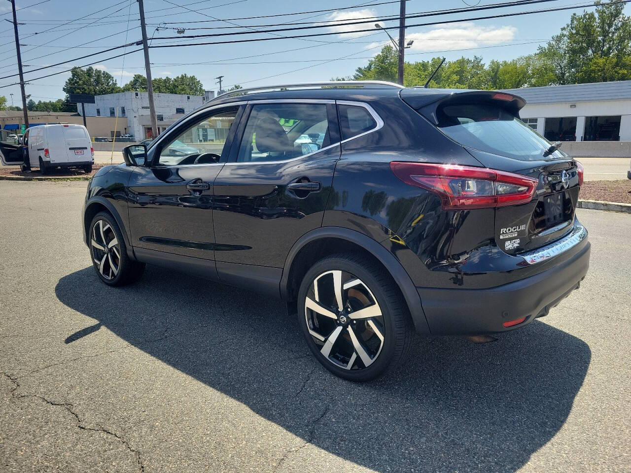 2022 Nissan Rogue Sport for sale at HILLTOP NISSAN in East Hanover, NJ