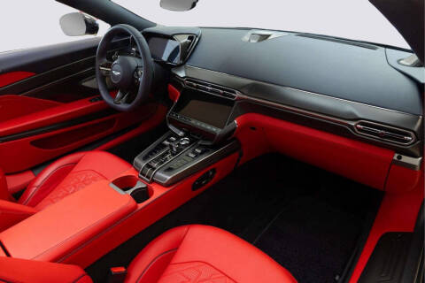 2026 Aston Martin Vanquish Volante