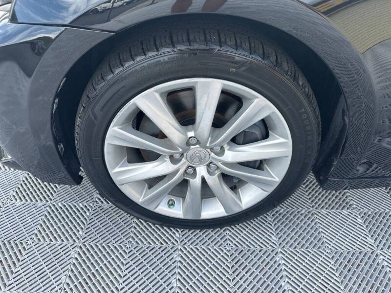 2016 Lexus IS 200t