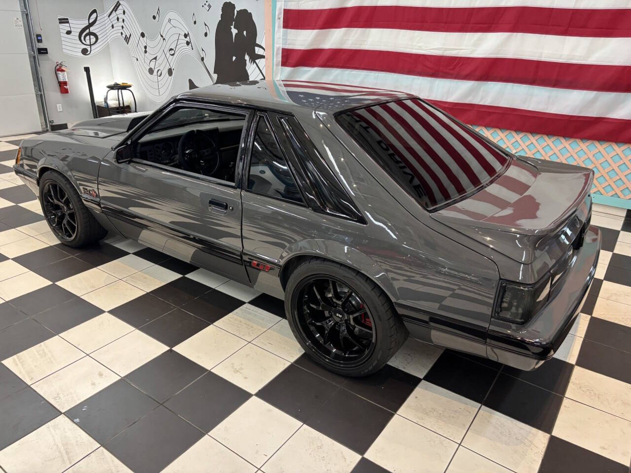1986 Ford Mustang 8