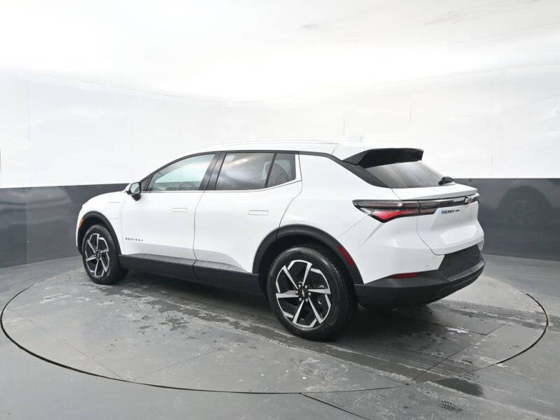 2026 Chevrolet Equinox EV LT 2