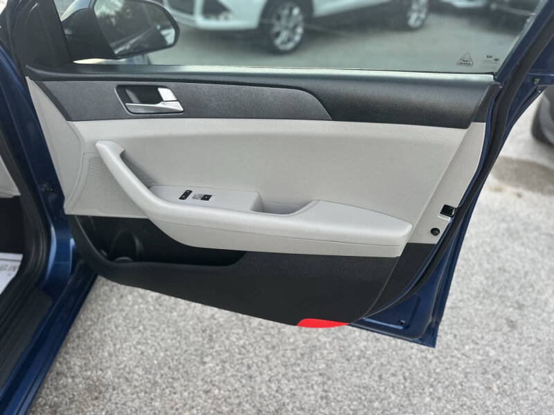 2017 Hyundai Sonata SE