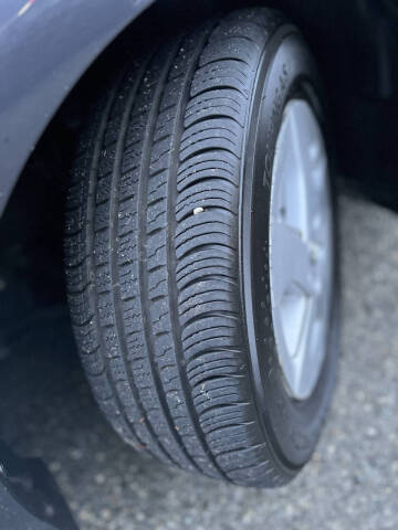 2011 Toyota Prius Two