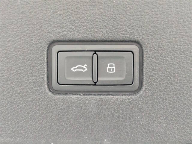 2024 Audi Q8 quattro Premium Plus 55 TFSI